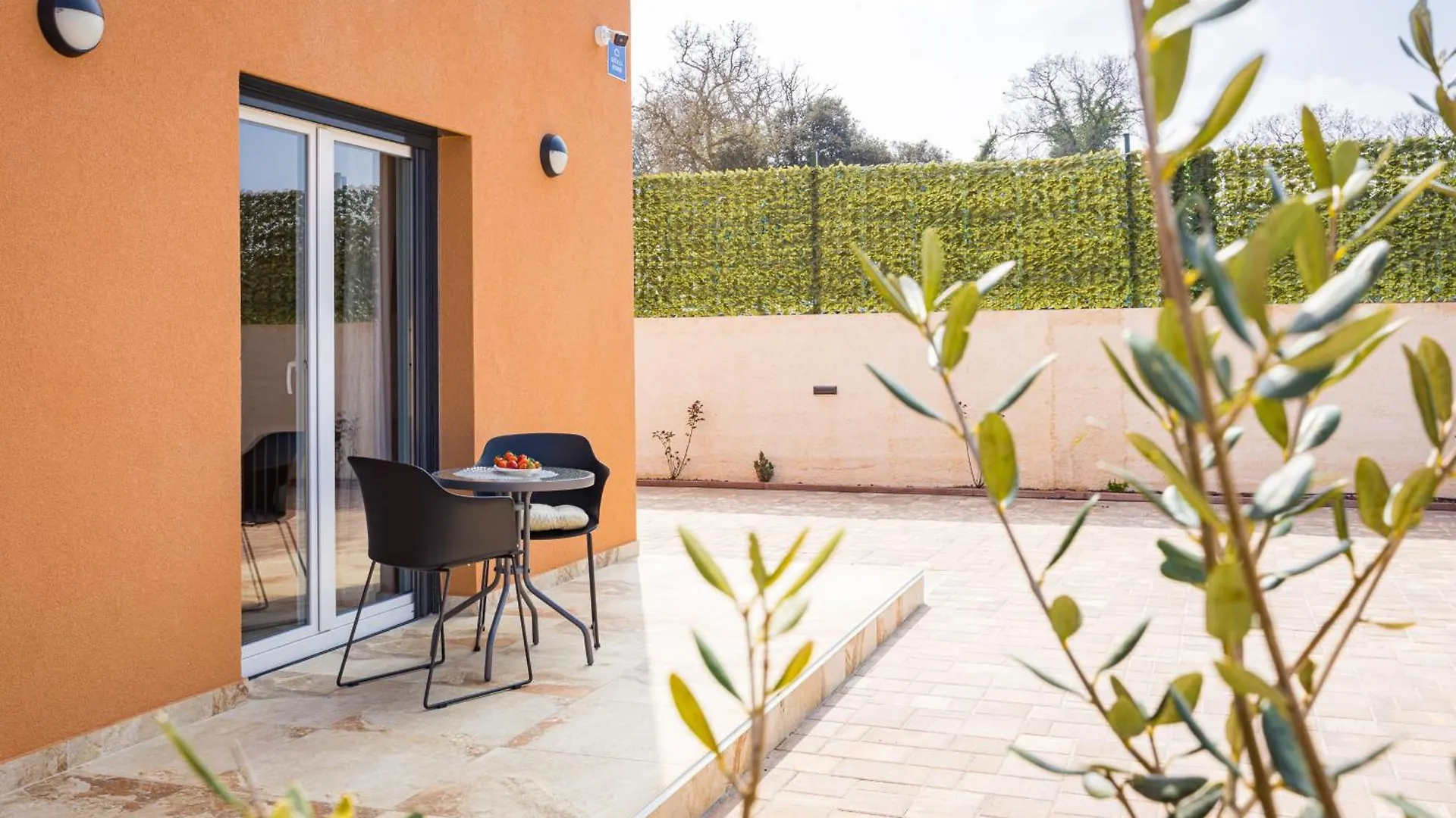 Villa Nur For 10 People Near Pula With 45 M2 Private Pool & Jacuzzi Only 2 Km From Beach 0*,  Croatia