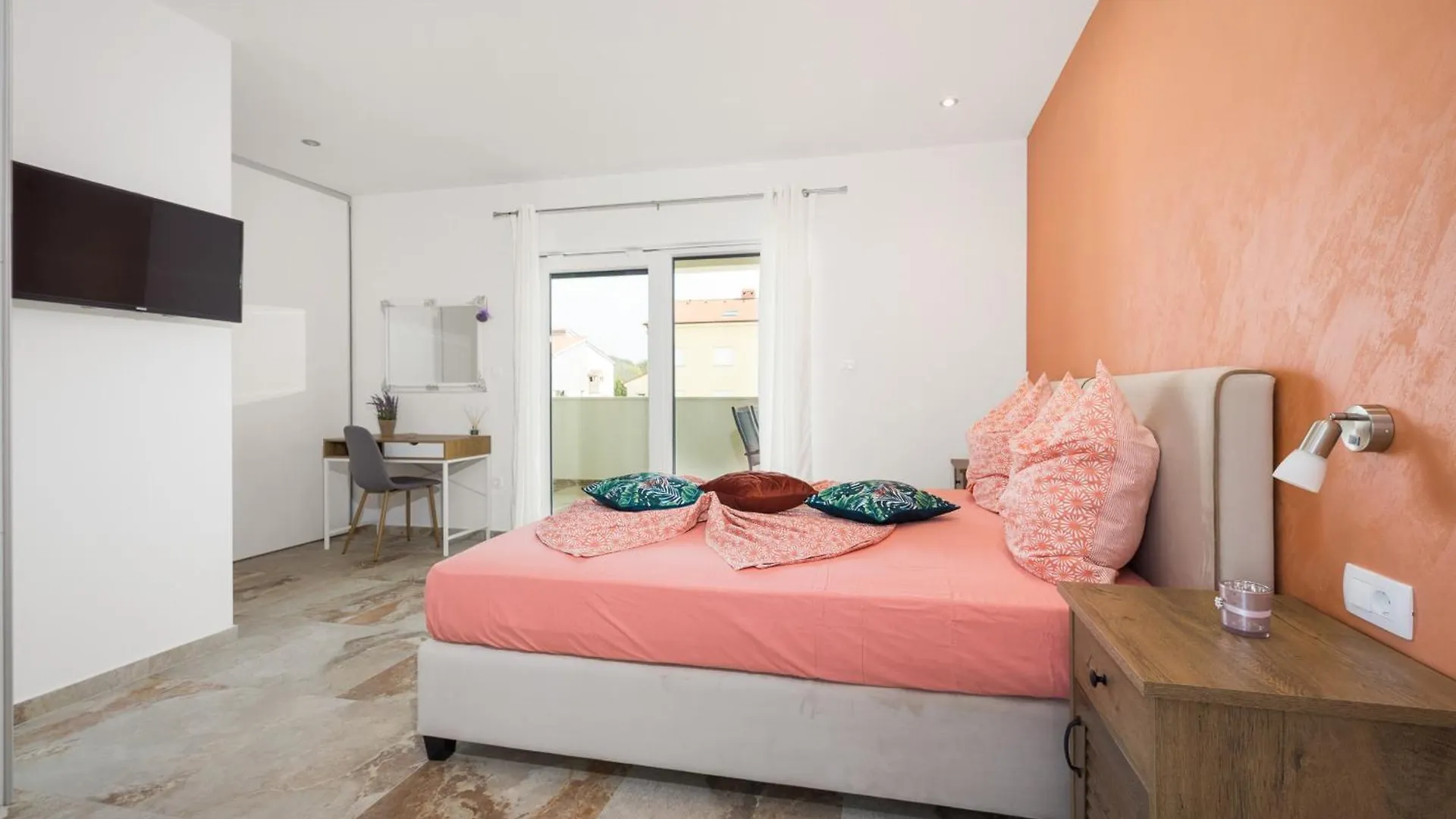 Villa Nur For 10 People Near Pula With 45 M2 Private Pool & Jacuzzi Only 2 Km From Beach 0*,